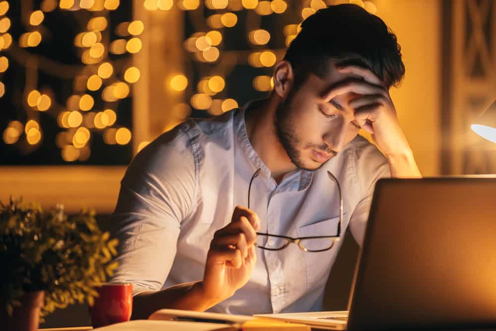 Man experiencing painful toothache over the holidays
